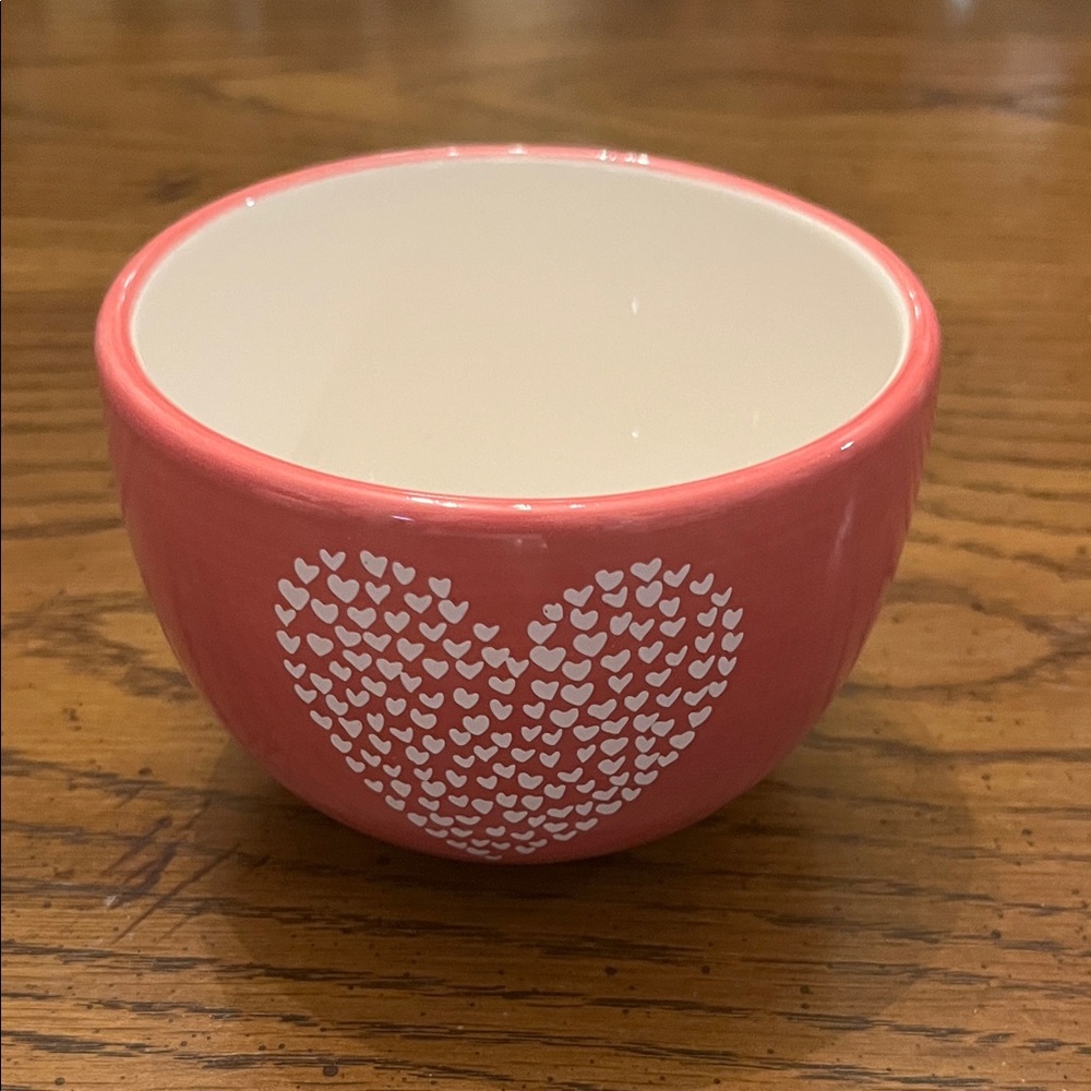 Target Valentine’s 2010 Heart Design Bowl Set - White‎ and Pink - Picture 9 of 16
